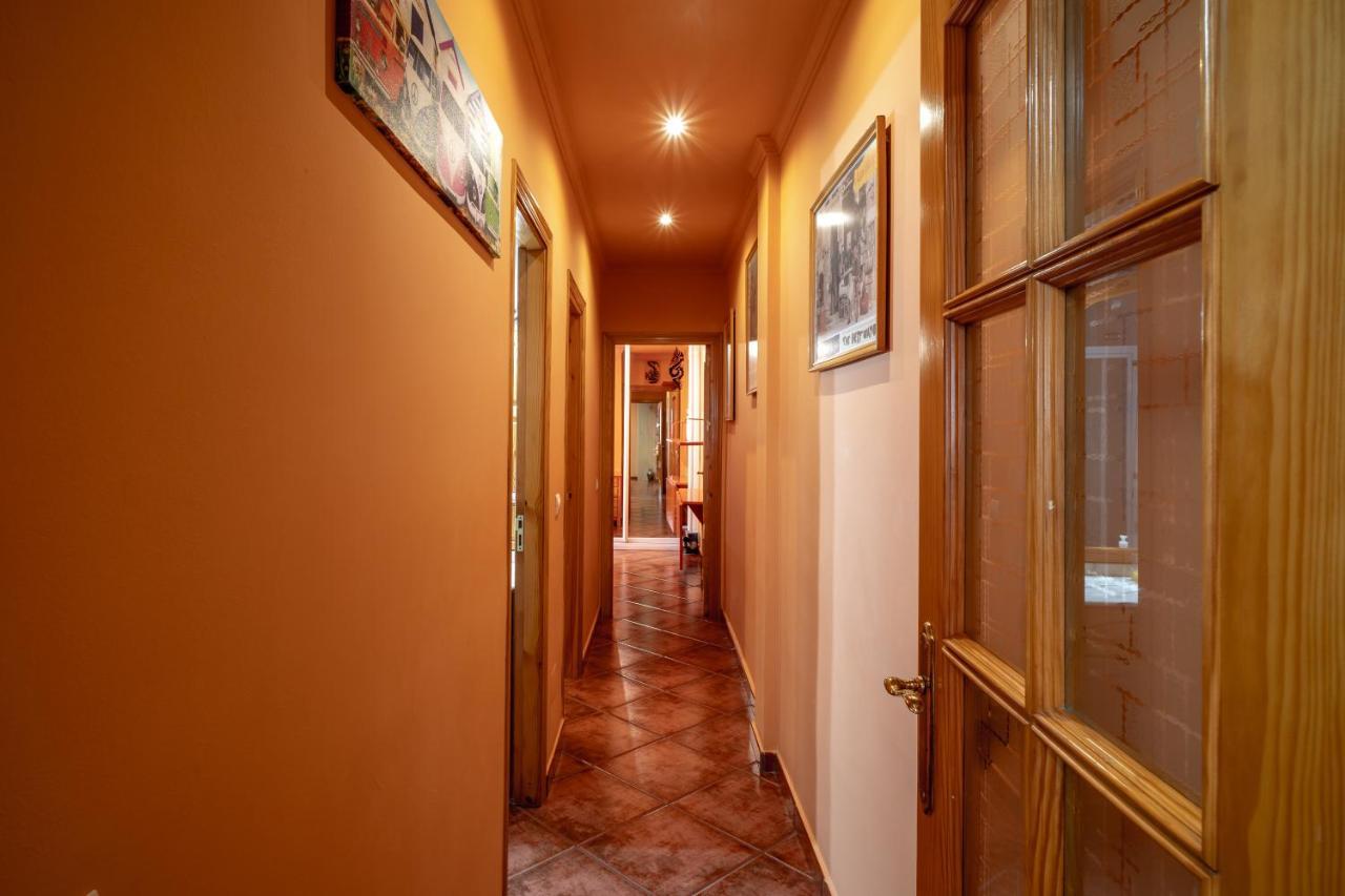 Appartamento Piso céntrico 1 min de la playa con terraza y BBQ Fuengirola Esterno foto